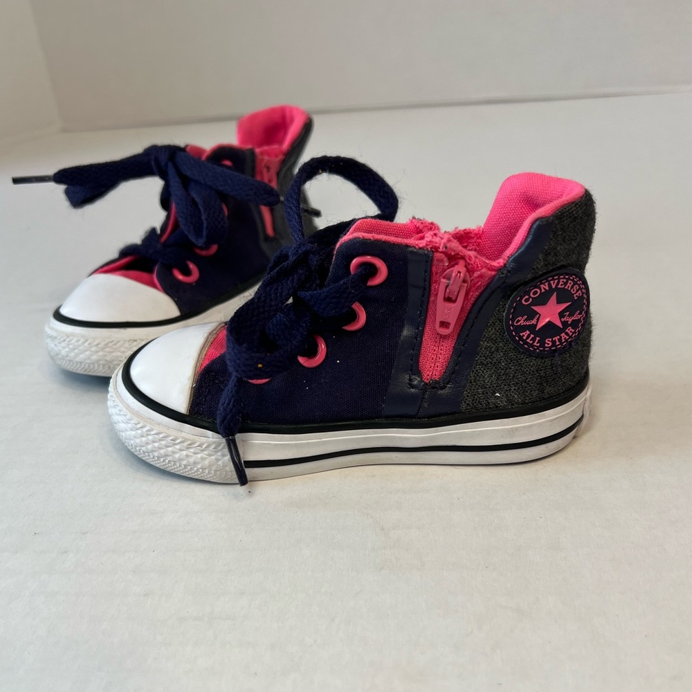 Converse All-Star shoes size 5, baby